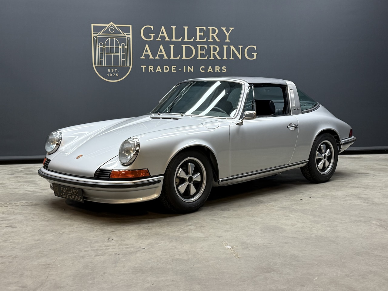 Porsche 911 Targa - 2.4 S Targa Recaro "Matching numbers, colors and options" Restored "matching numbers-color - AutoWereld.nl
