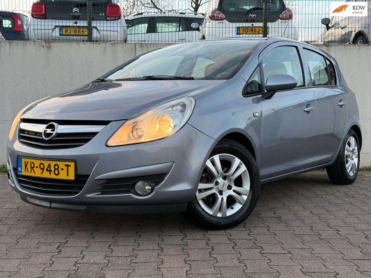 Opel Corsa - 1.2-16V Cosmo/AIRCO/APK 10-2026/NETTE AUTO/INRUIL KOOPJE/ - AutoWereld.nl