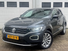 Volkswagen T-Roc - 2.0 TSI 4Motion Sport standkachel/acc/led/xenon/aut/carplay/navi/front-lane/selectmodus