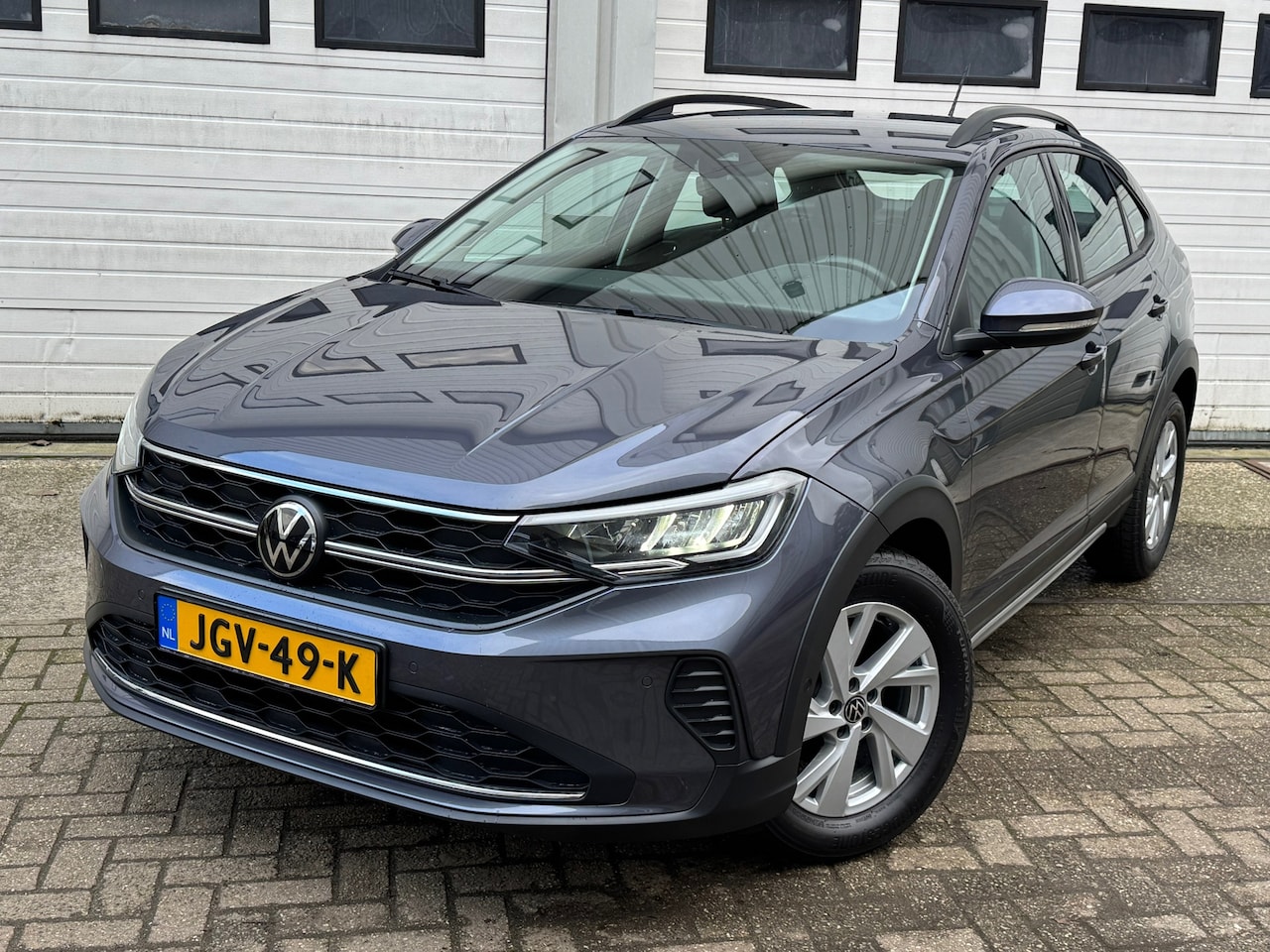 Volkswagen Taigo - 1.0 TSI Life Business led/navi/carplay/camera/acc/front-lane-side assist/i q drive - AutoWereld.nl