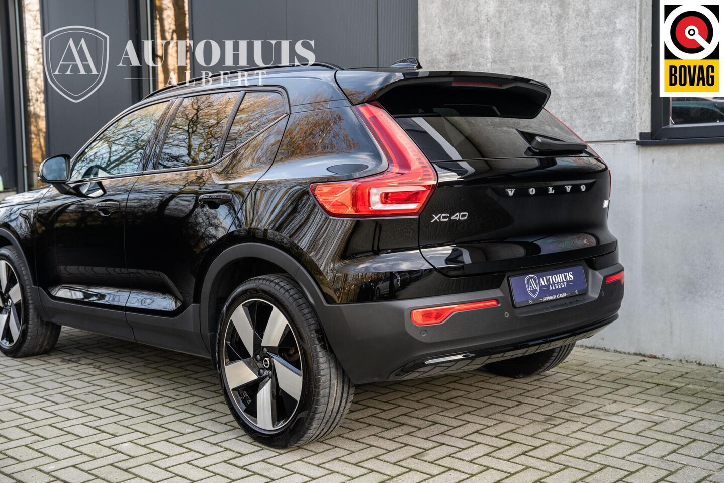 Volvo XC40 - 1.5 T5 Recharge Ultimate Dark Trekhaak 360c 20'' - AutoWereld.nl
