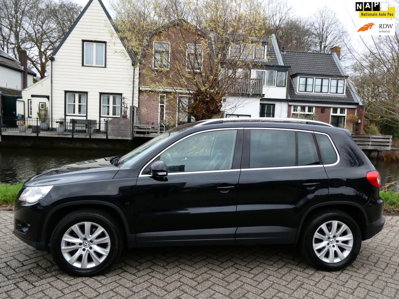 Volkswagen Tiguan - 2.0 TSI Sport&Style 4Motion 170pk Airco Trekhaak 2200kg. - AutoWereld.nl