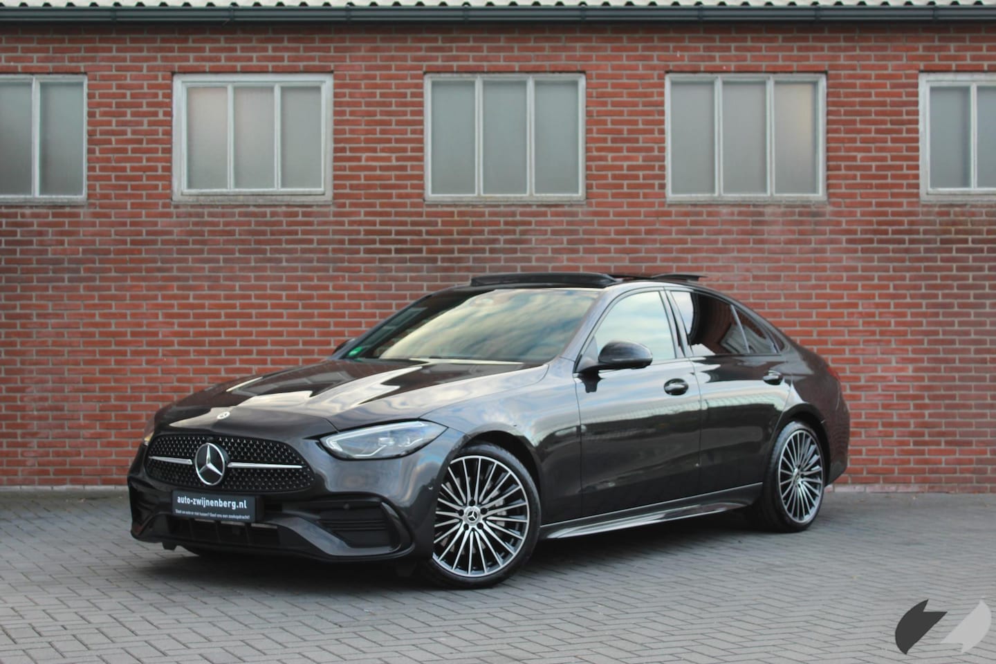 Mercedes-Benz C-klasse - 180 AMG Line Pano | Distronic | Memory - AutoWereld.nl