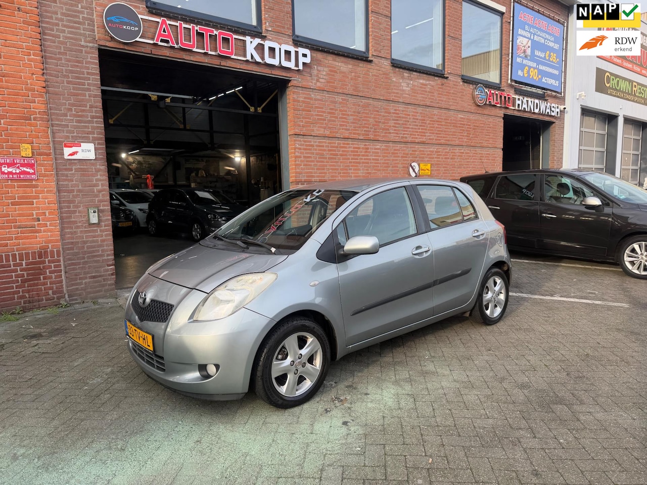 Toyota Yaris - 1.3 VVTi Luna 5drs MMT AUTOMAAT Clima El.pakket - AutoWereld.nl