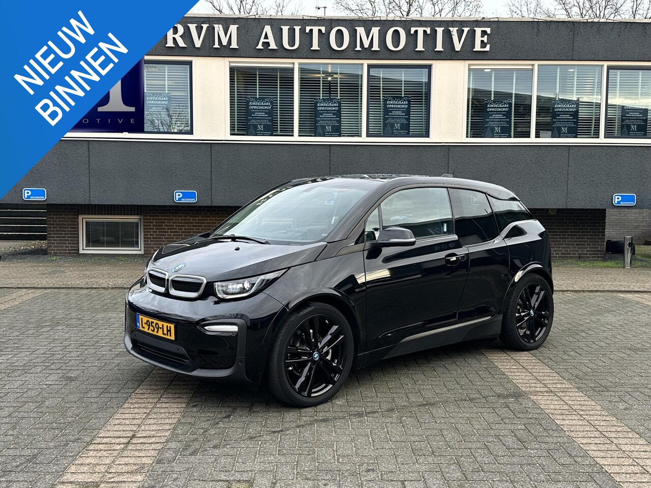 BMW i3 - SOH 99% Dark Shadow Edition 120Ah 42 kWh VAN: €21.900,- VOOR: €19.877,- UW EINDEJAARSVOORD - AutoWereld.nl