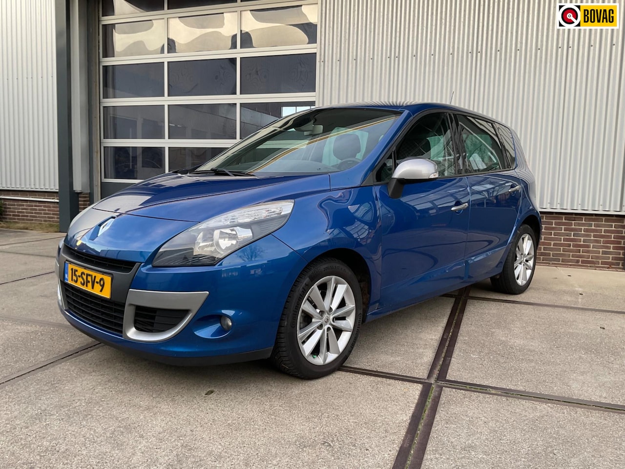 Renault Scénic - 1.5 dCi Parisienne 1.5 dCi Parisienne - AutoWereld.nl