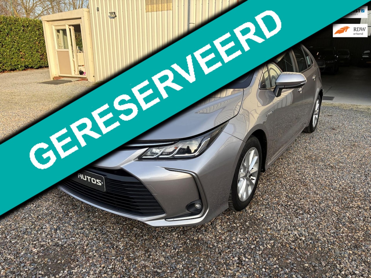 Toyota Corolla - 1.8 Hybrid Dynamic € 14626 netto! BTW auto - AutoWereld.nl