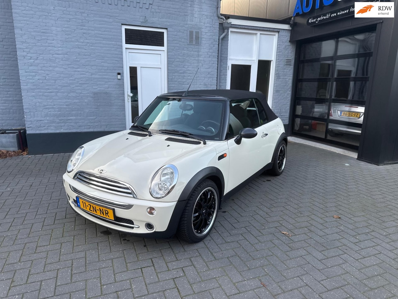 MINI Cabrio - Mini 1.6 | 1e EIGENAAR | NAVI | CRUISE | PARKEERSENSOR | - AutoWereld.nl