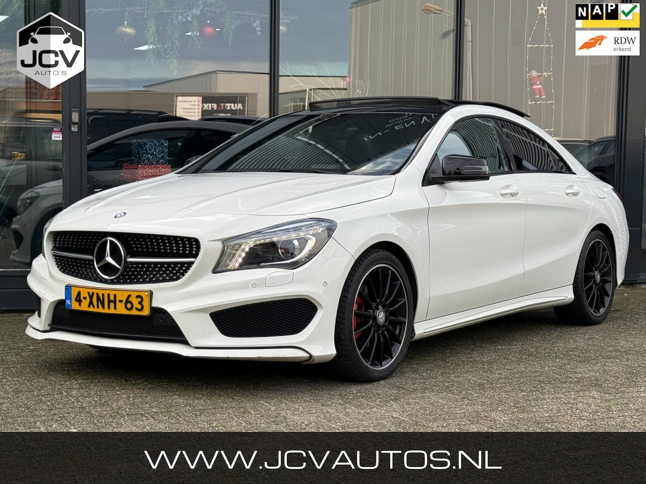 Mercedes-Benz CLA-Klasse - 180 Prestige AMG/PANO/ALCAN/CAM/NAV - AutoWereld.nl