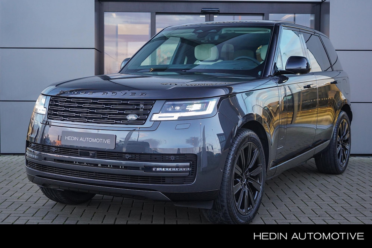 Land Rover Range Rover - P460e Autobiography PHEV l MY26 | Rear Seat Ent. l Towing Pack l Perlino Int. - AutoWereld.nl