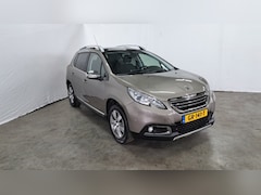 Peugeot 2008 - 1.2 Pure Tech Allure Automaat Panoramadak Trekhaak