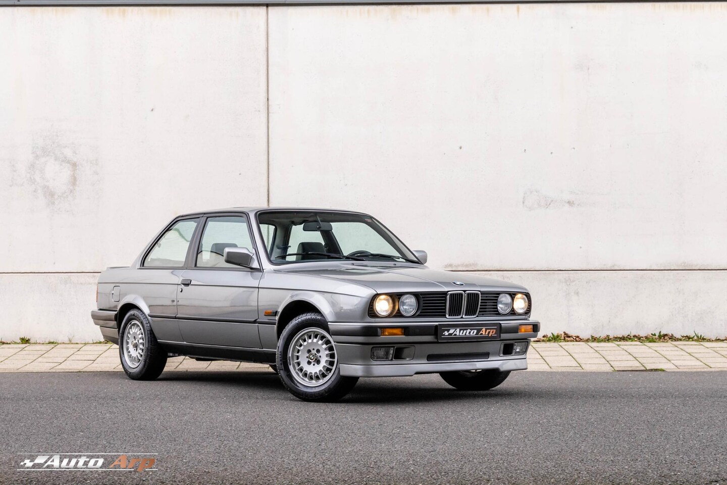 BMW 3-serie Coupé - 318i - AutoWereld.nl