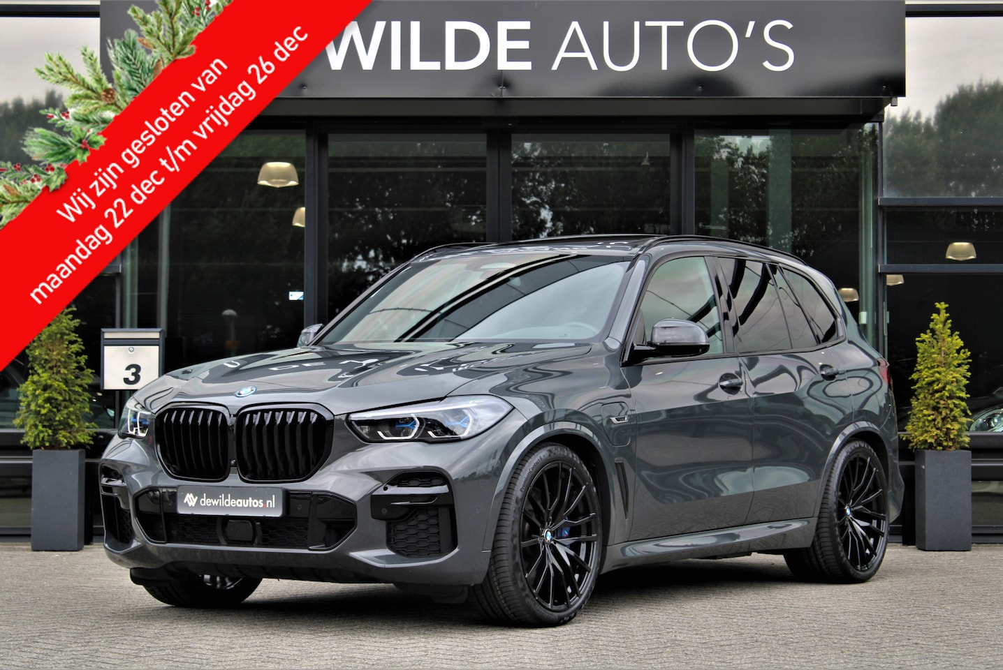 BMW X5 - xDrive45e M-sport M-seats Pano SkyLounge 4-wielsturing Massage Carbon 22-inch Head-up Lase - AutoWereld.nl