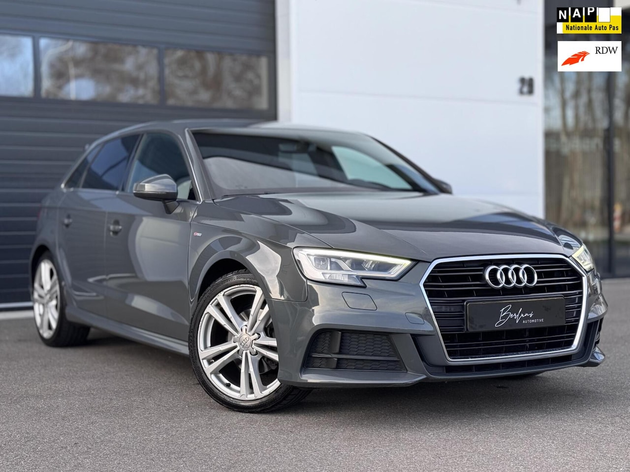 Audi A3 Sportback - 1.0 TFSI Sport S Line Edition 1.0 TFSI Sport S Line Edition - AutoWereld.nl