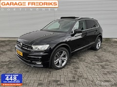 Volkswagen Tiguan - 2.0 TSI 4Motion R-Line | Pano | Stoelverwarming |