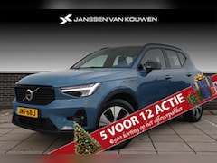 Volvo XC40 - 1.5 T4 Recharge Plus Dark * SOH 99, 75% * Stuur/Stoelverwarming * Navi * Adaptieve Cruise