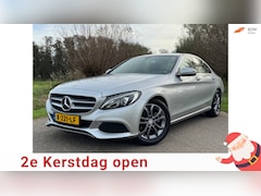 Mercedes-Benz C-klasse - 180 Ambition Automaat / Apple Carplay / Navi. / Climate control / 17" Velgen / PDC / Cruis