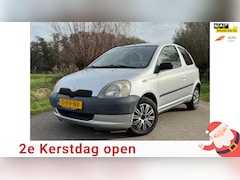Toyota Yaris - 1.0-16V VVT-i Terra / NAP / Keurige auto / APK tot 8-8-2026