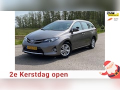Toyota Auris Touring Sports - 1.8 Hybrid Aspiration AUTOMAAT NAVI NAP GOED ONDERHOUDEN