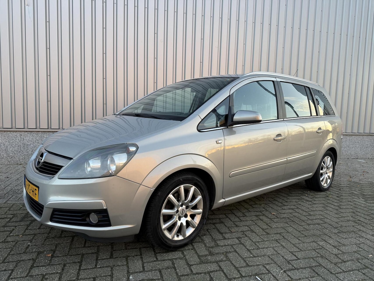Opel Zafira - 1.8 Executive 1.8 Executive - AutoWereld.nl
