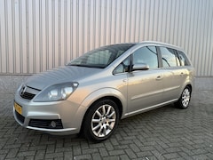 Opel Zafira - 1.8 Executive