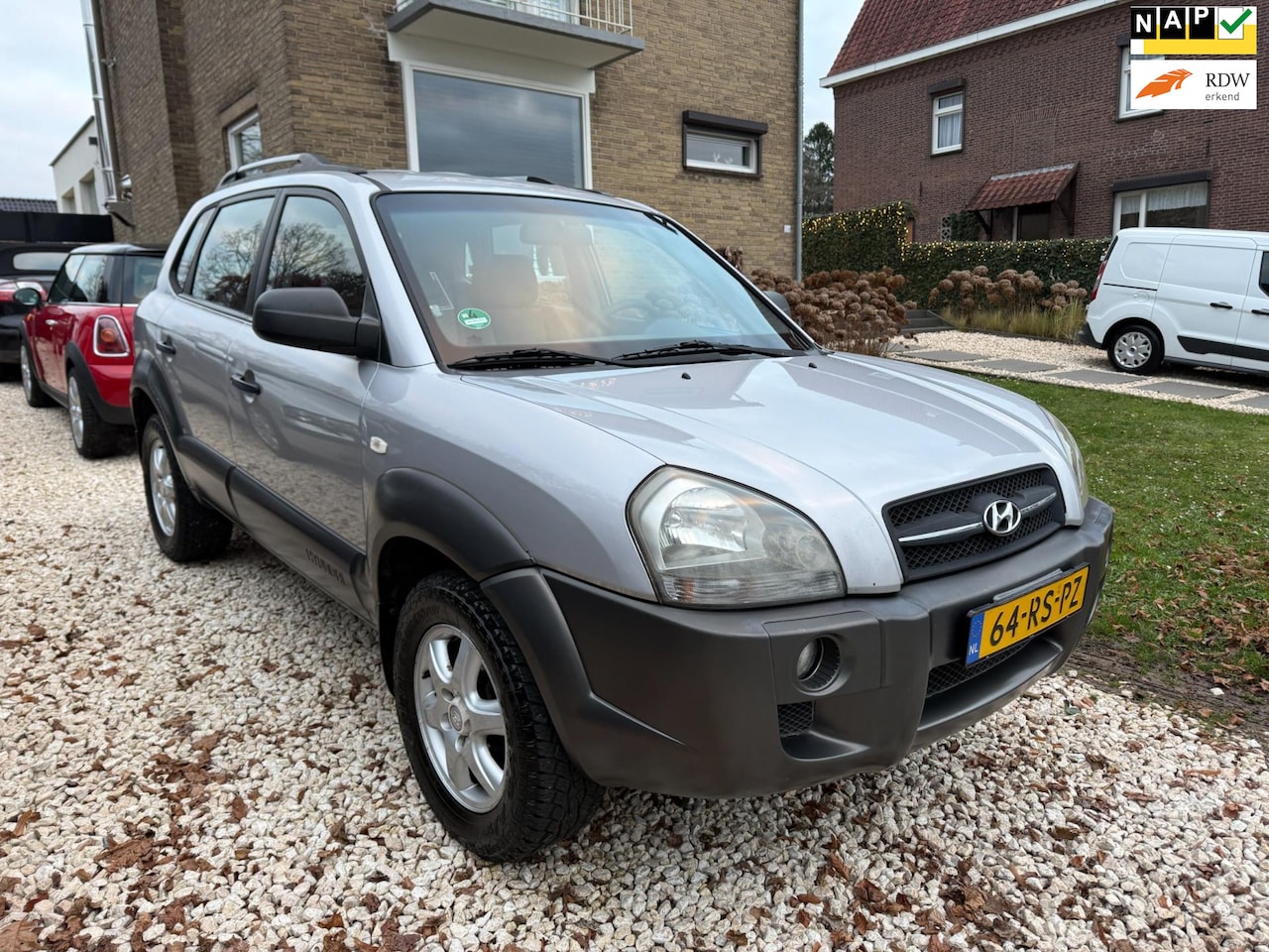 Hyundai Tucson - 2.0i Active Nwe Koppeling&APK. - AutoWereld.nl