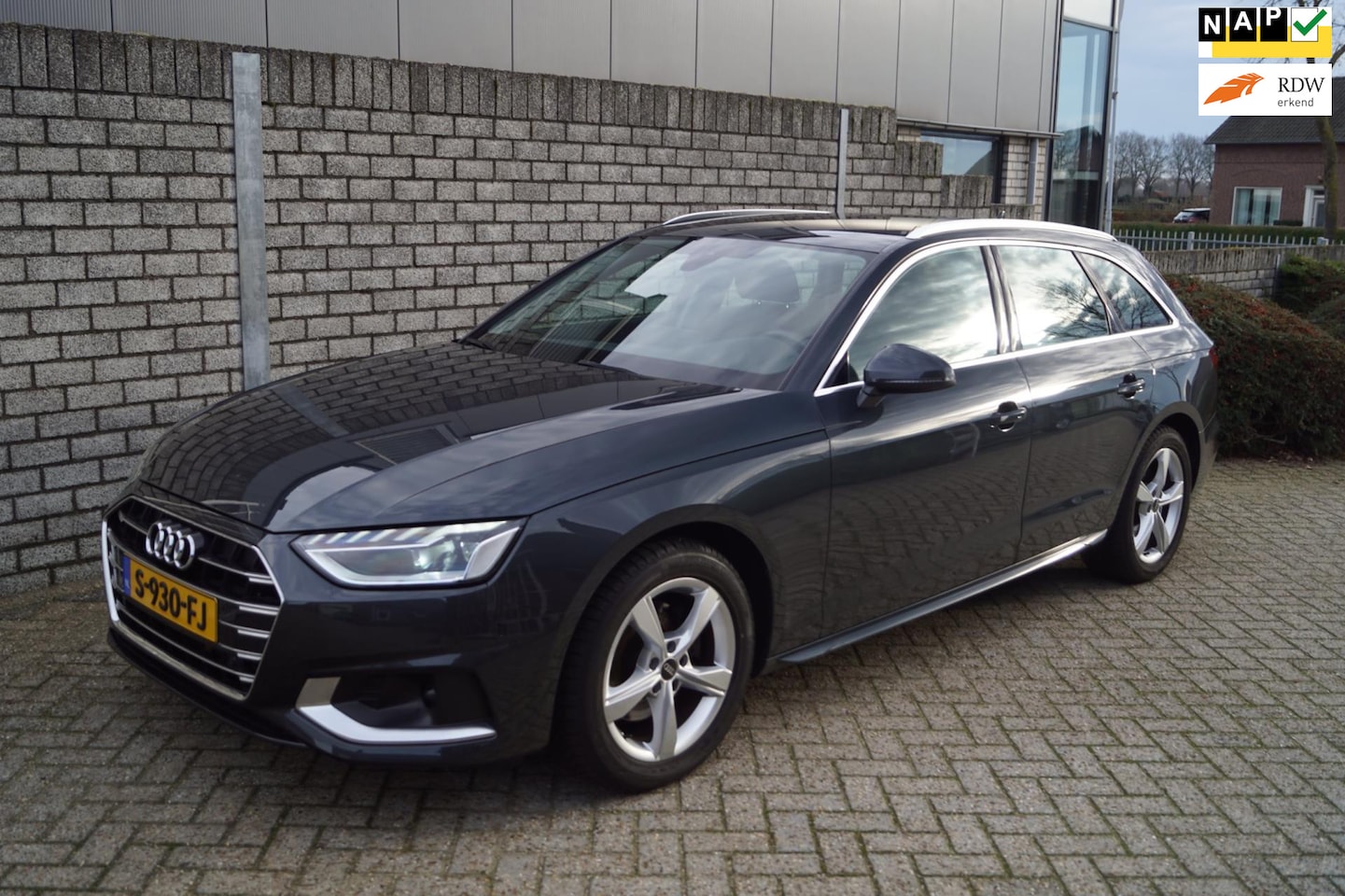Audi A4 Avant - 35 TFSI Advanced Edition Autom Sportst Navi Clima Apple Carplay Cruise PDC Audi Pre Sense - AutoWereld.nl