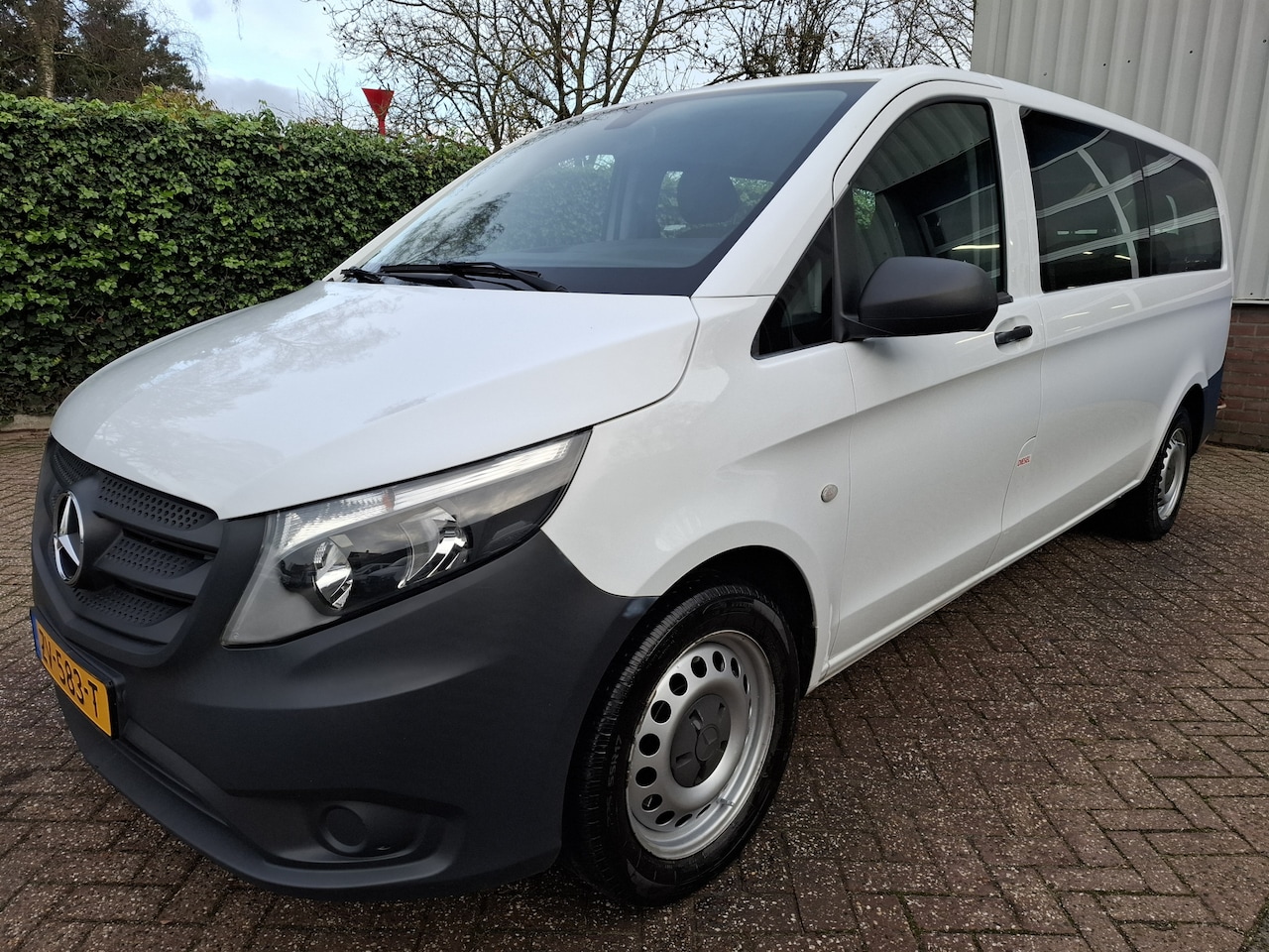 Mercedes-Benz Vito Tourer - 114 BlueTEC 24800.- INCL BTW 9-PERSOONS AUTOMAAT 135PK - AutoWereld.nl