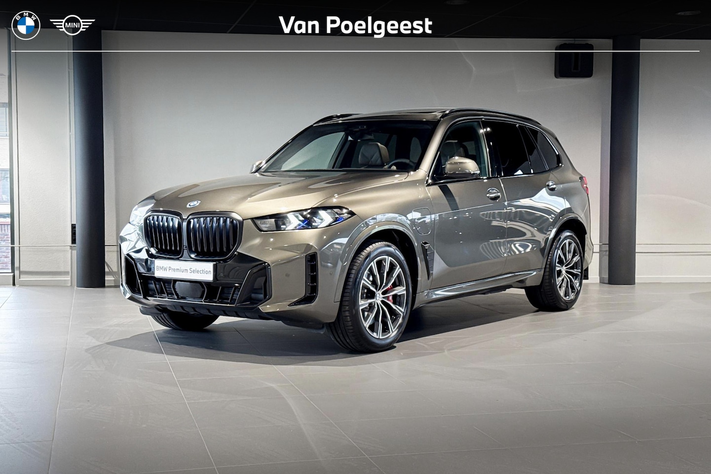 BMW X5 - xDrive50e | M Sport Pro | Glazen Panoramadak | Stoelventilatie | Comfort Access | Trekhaak - AutoWereld.nl