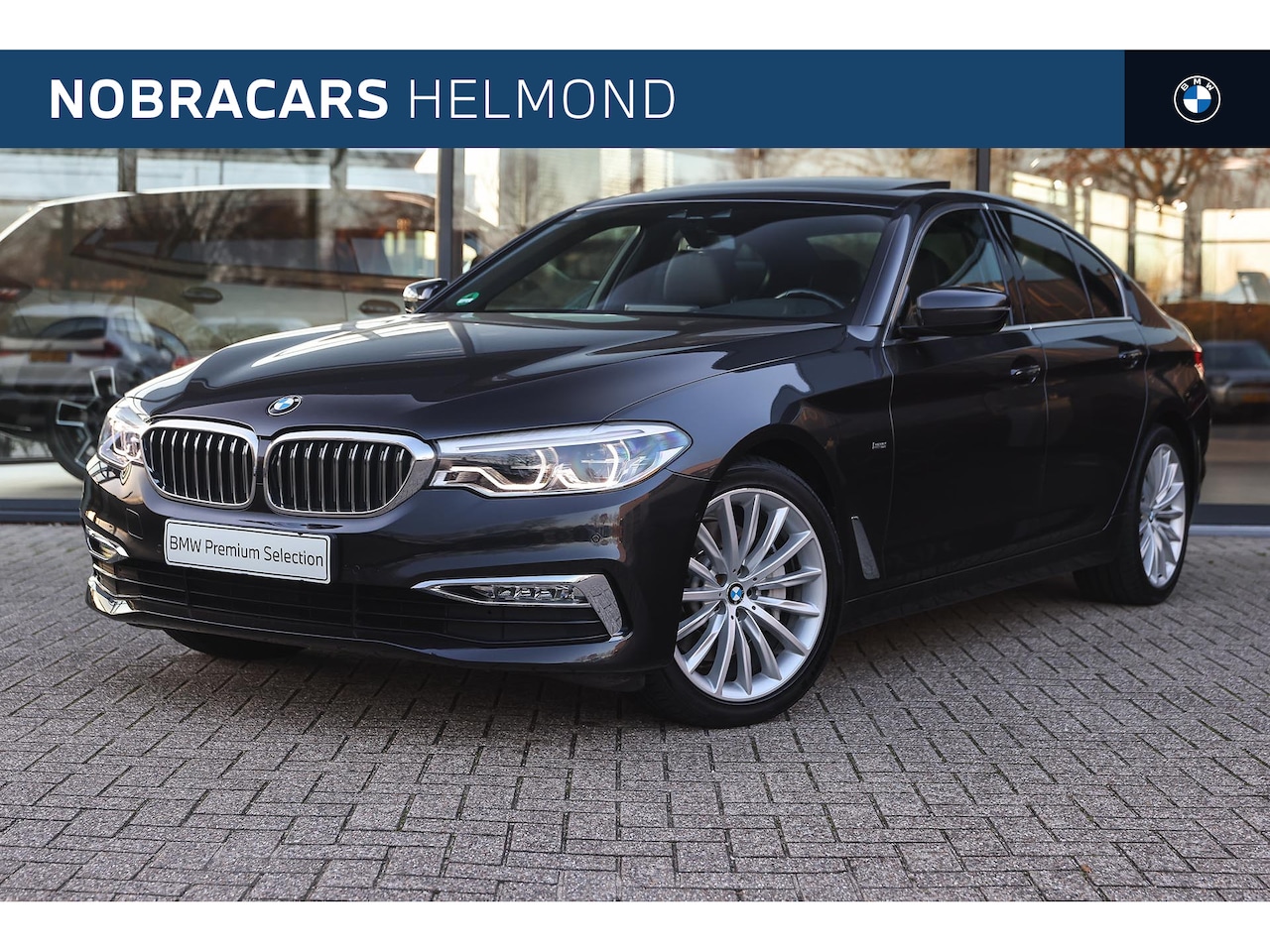 BMW 5-serie - 530i High Executive Automaat / Schuif-kanteldak / Achteruitrijcamera / Adaptieve LED / Hea - AutoWereld.nl