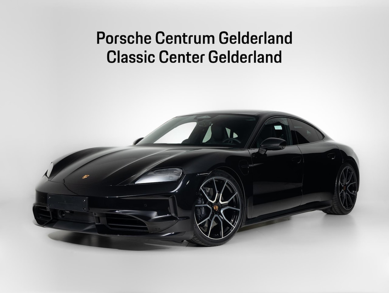 Porsche Taycan - Black Edition - AutoWereld.nl