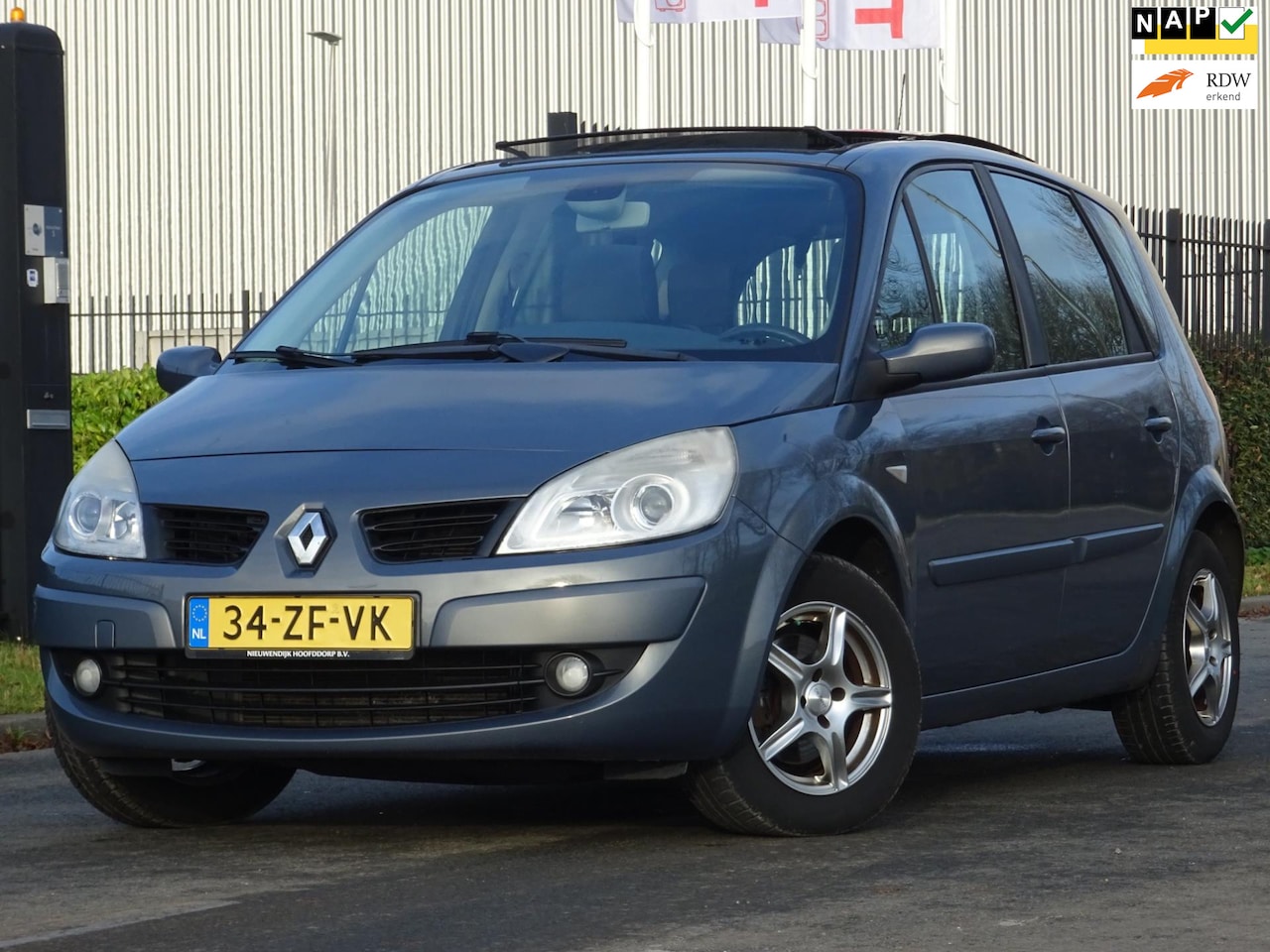 Renault Scénic - 1.6-16V Business Line AUT 122DKM NAP/PANORAMA - AutoWereld.nl