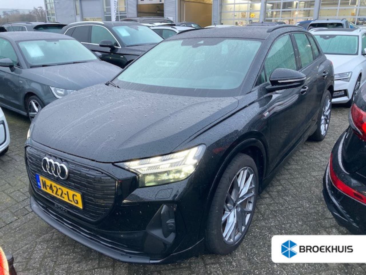 Audi Q4 e-tron - 40 Launch edition S Competition 204pk | Trekhaak | Head display | Camera achter | Sonos a - AutoWereld.nl