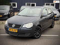 Volkswagen Polo - 1.4-16V Optive