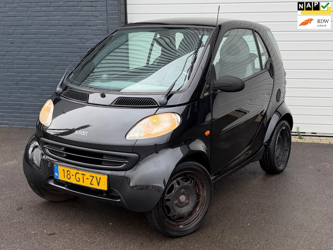 Smart City-coupé - Smart & pure AUTOMAAT/PANORAMADAK/ELKPAKKET - AutoWereld.nl