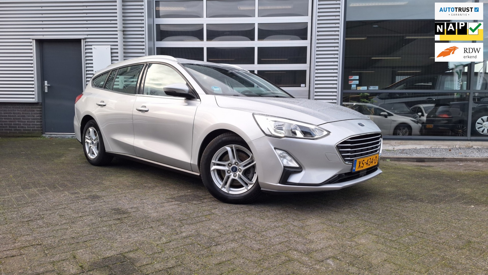 Ford Focus Wagon - 1.0 EcoBoost Edition*Navigatie*Pdc V/A*Cruise*Lm*Enz - AutoWereld.nl