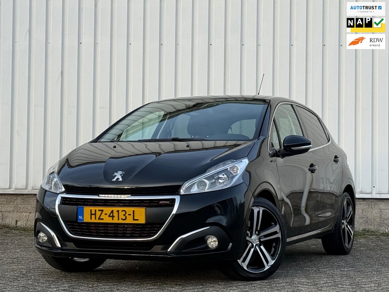 Peugeot 208 - 1.2 PureTech GT-line NieuweKoppelingSet,DistributieriemVV,Navi,Climate,Cruise,PDC,N.A.P! - AutoWereld.nl