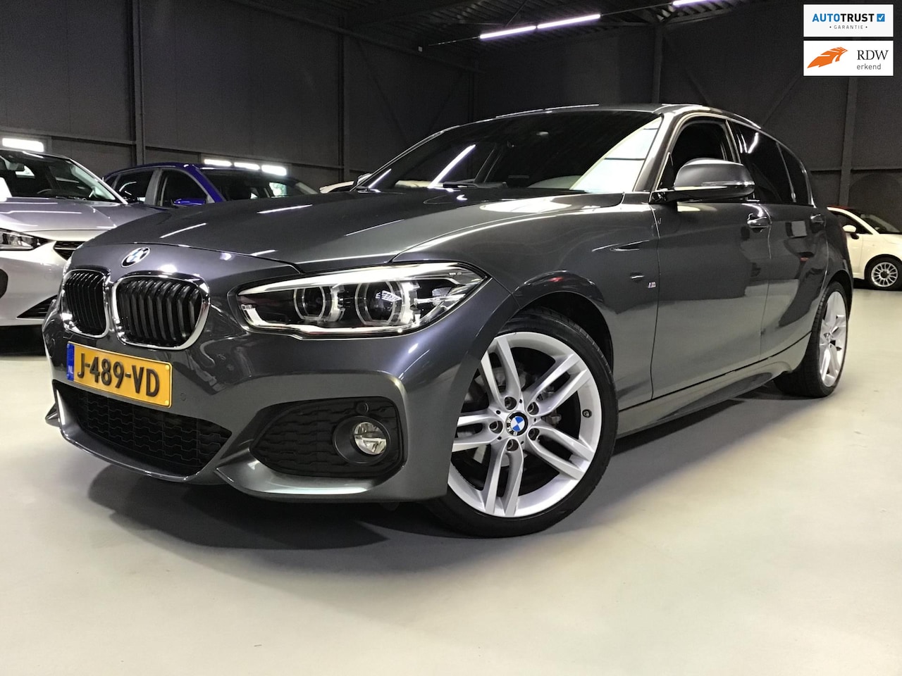 BMW 1-serie - 118i Edition M Sport Shadow High Executive I Alcantara I Navi I Led I Cruise I 18inch I 6B - AutoWereld.nl