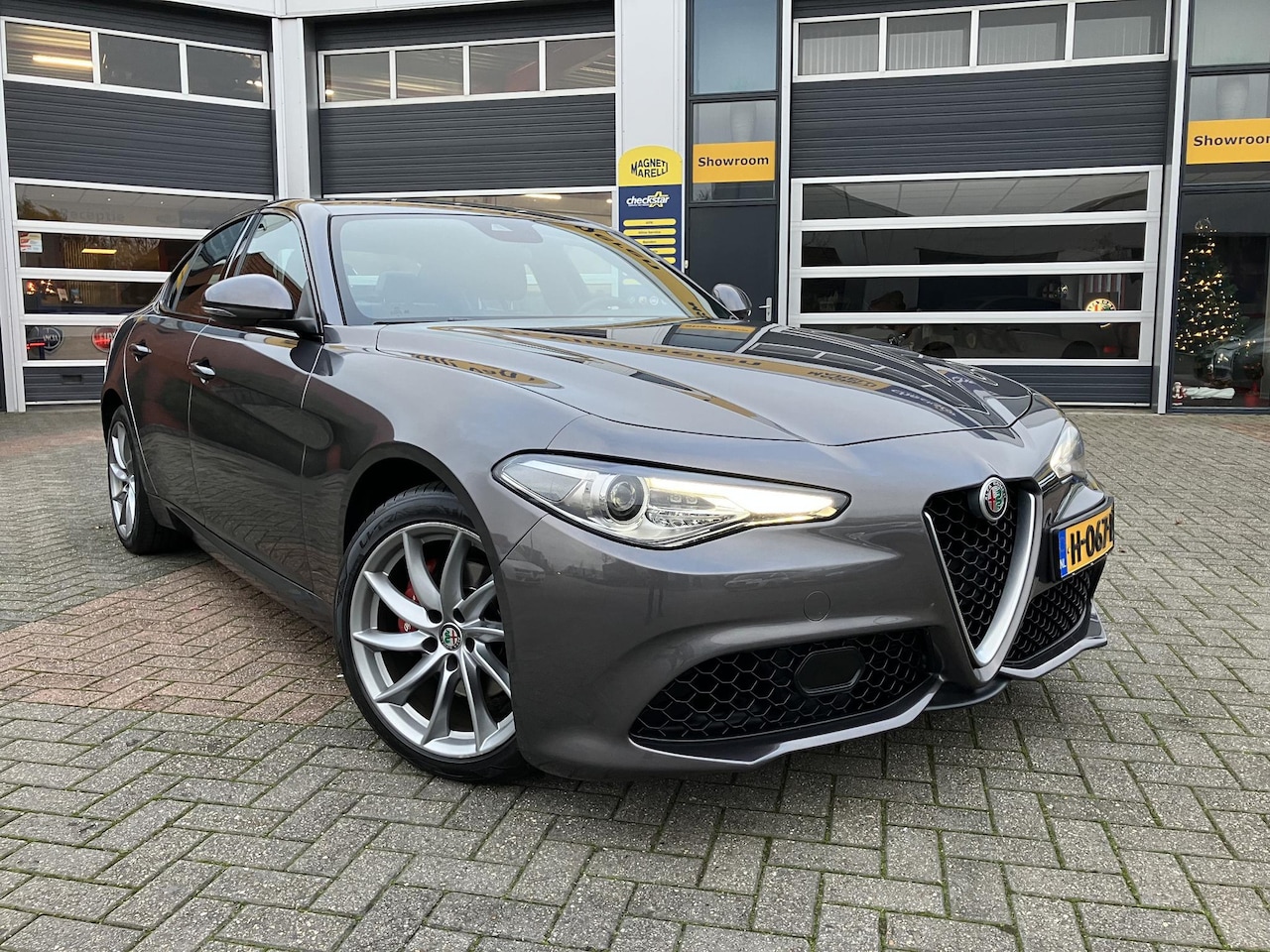 Alfa Romeo Giulia - 2.0T Super | BTW Auto, interessant voor ondernemers| | Uitmuntende staat |