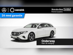 Mercedes-Benz E-klasse Estate - 300 e Luxury Line | Achteruitrijcamera | Winter Pakket | 19" lichtmetalen velgen | Apple C