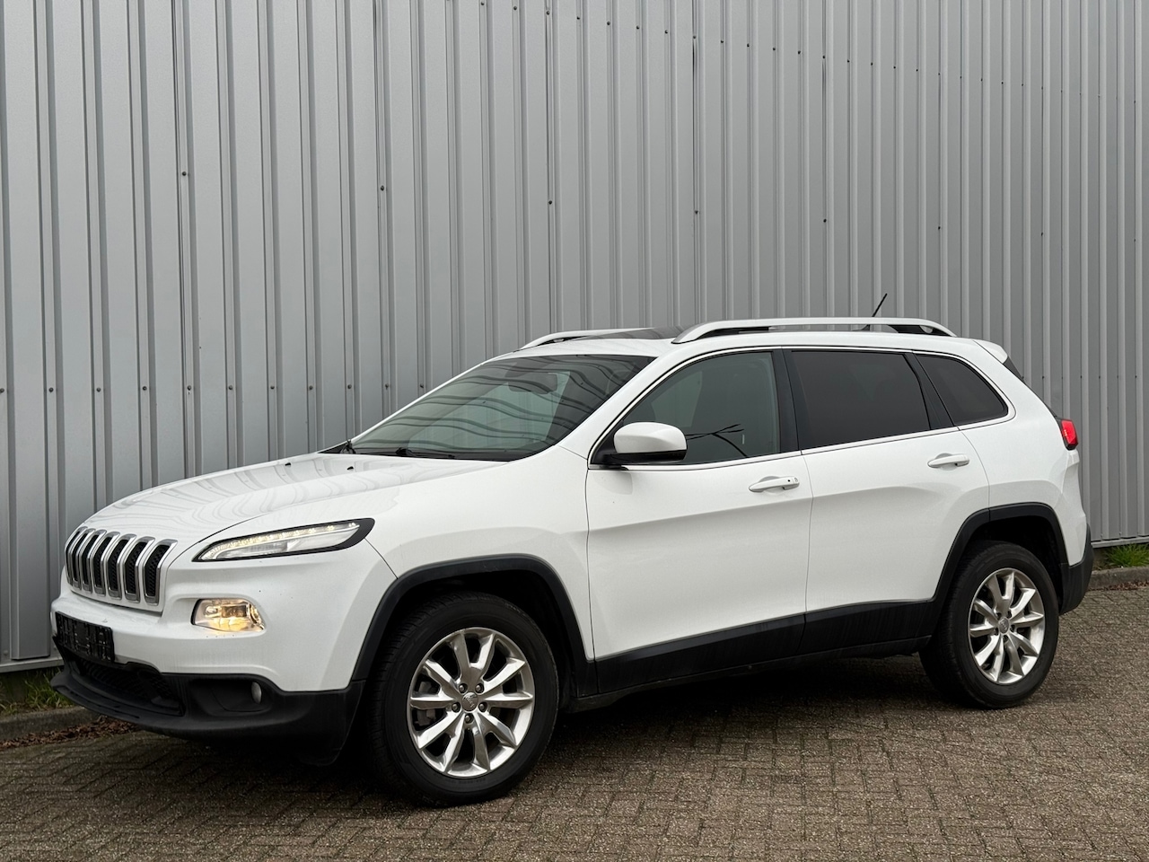 Jeep Cherokee - 3.2 V6 Trailhawk 4WD Lock 3.2 V6 Trailhawk 4WD Lock - AutoWereld.nl