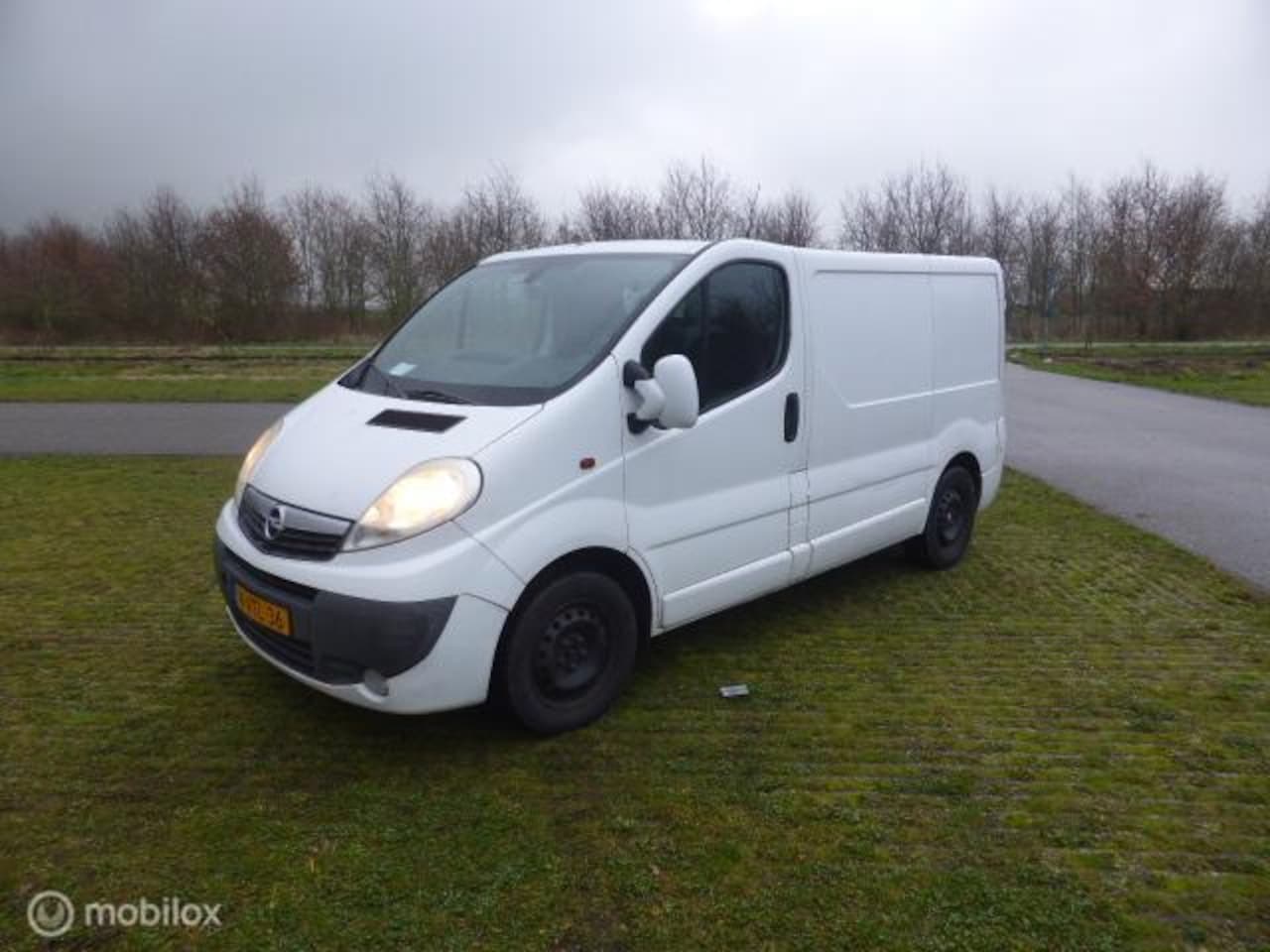 Opel Vivaro - bestel 2.5 CDTI L1H1 - AutoWereld.nl