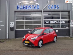 Toyota Aygo - 1.0 VVT-i x-play Automaat Camera Airco Elek Pakket 5Deurs 2022bj GARANTIE