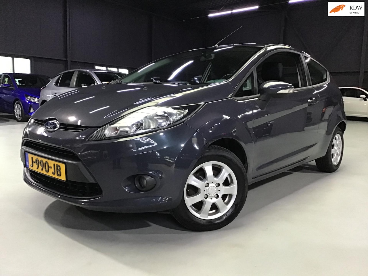 Ford Fiesta - 1.25 Titanium New Apk + Koppeling + Kln Brt I Airco I Trekhaak I 14inch I Elec Ramen I Mis - AutoWereld.nl