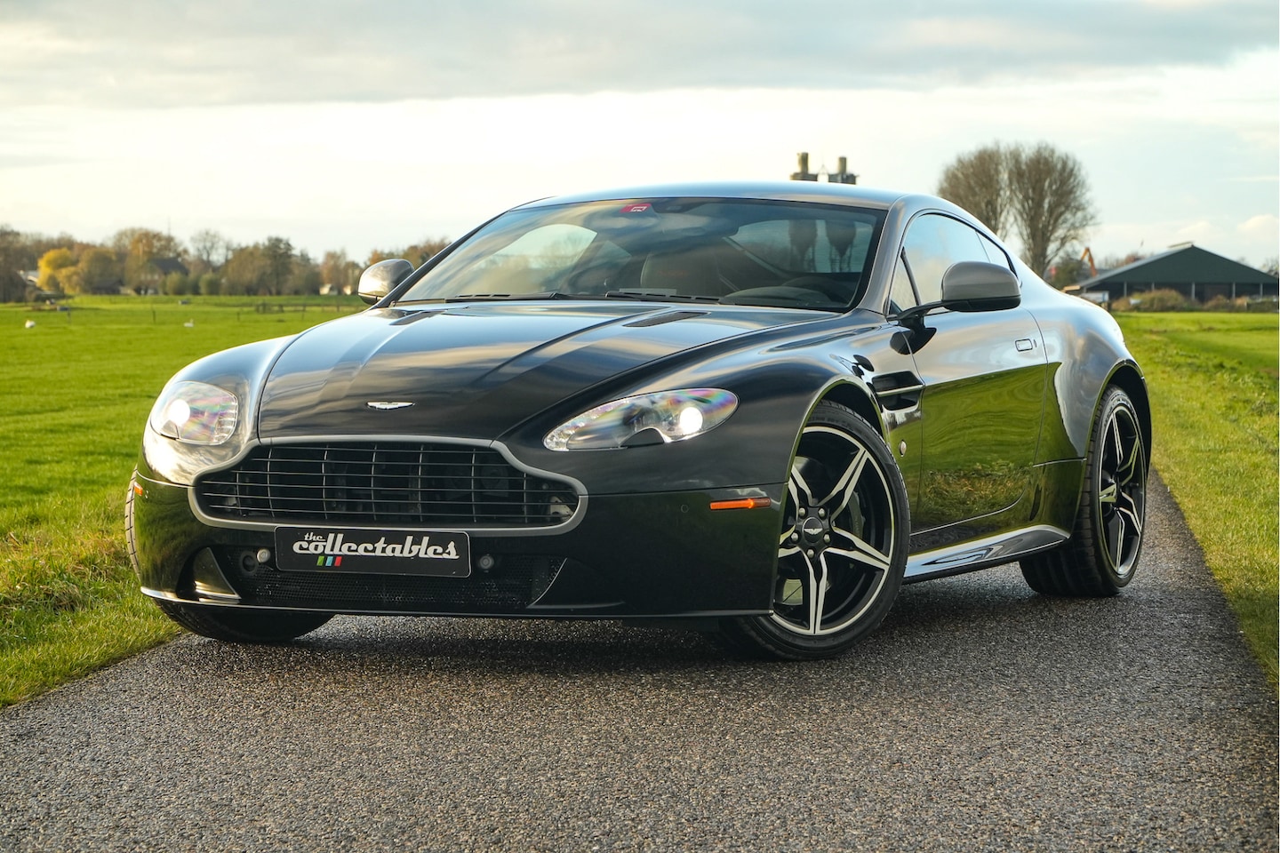 Aston Martin V8 Vantage - 4.7 V8 S Sportshift 2 N430 - AutoWereld.nl