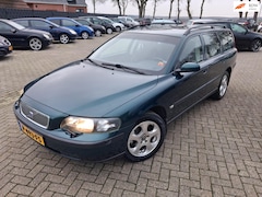 Volvo V70 - 2.4 2003. Airco/Cruise/Stoelverwarming etc.. APK 11-2026 Zeer nette auto