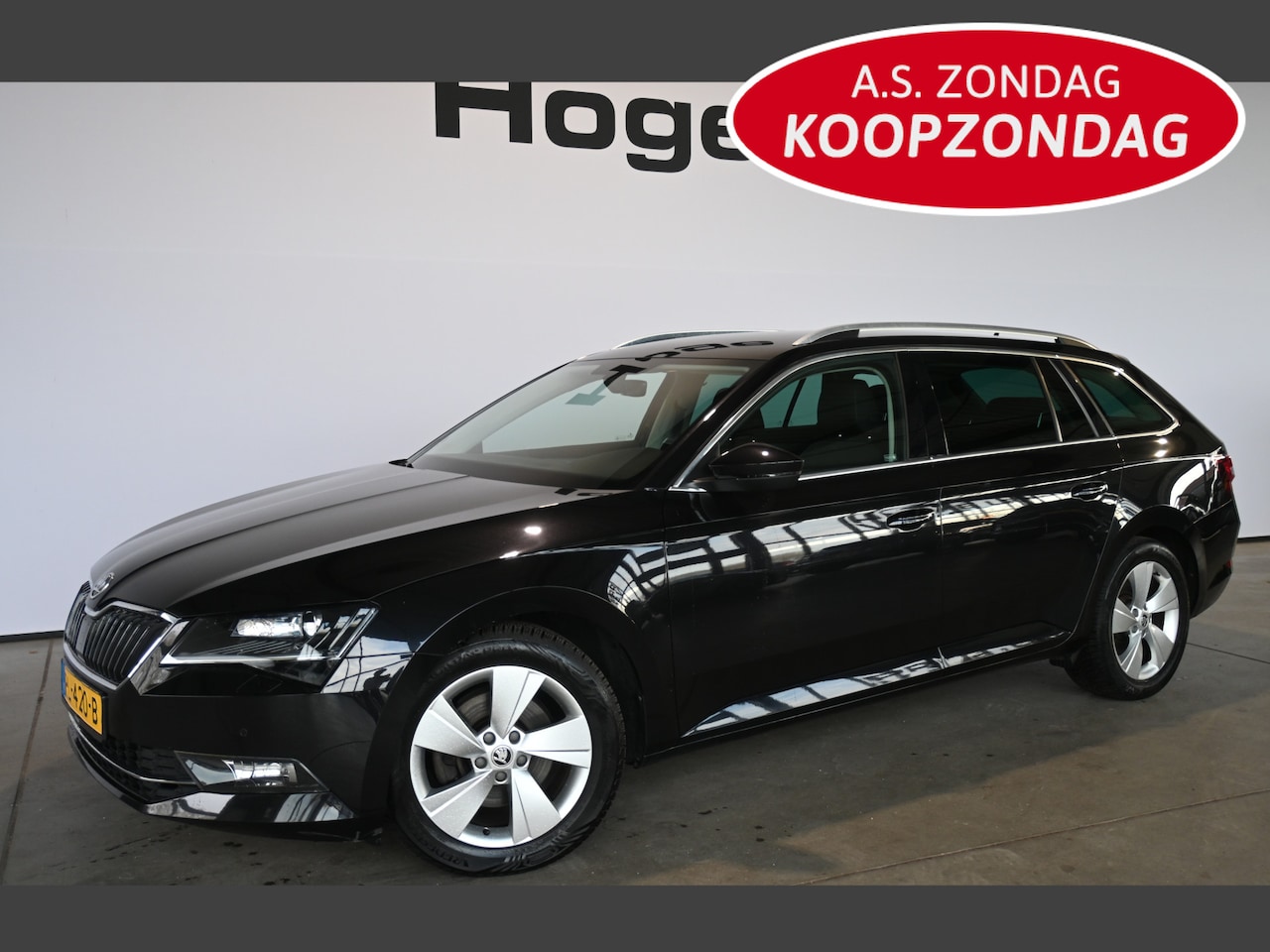 Skoda Superb Combi - 1.4 TSI ACT Ambition Business Automaat Navigatie Stoelverwarming LED Inruil Mogelijk! - AutoWereld.nl