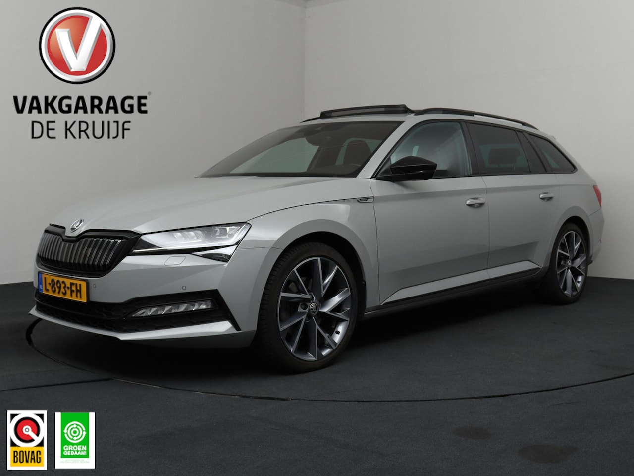 Skoda Superb Combi - 1.4 TSI iV Sportline Business | VOL | Pano! | Cruise | Camera! - AutoWereld.nl
