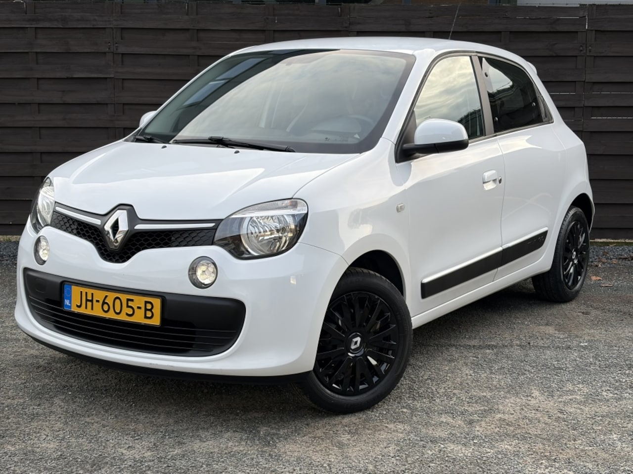 Renault Twingo - 1.0 SCe Collection / Airco / NL-AUTO / NAP / NIEUWE APK - AutoWereld.nl