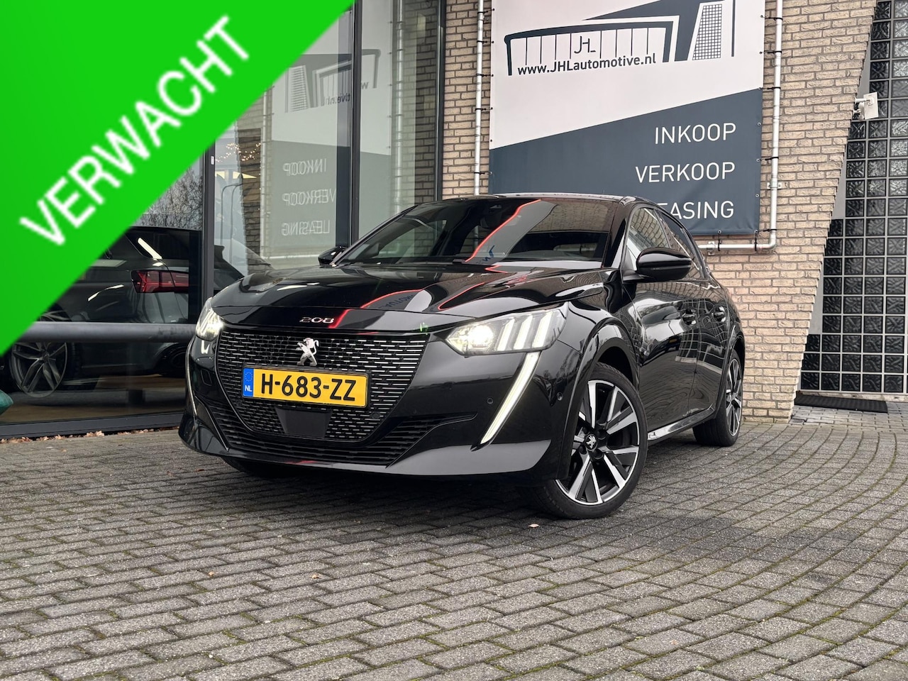 Peugeot 208 - 1.2 GT-Line*AUTOM.*ECC*ACC*NAVI*PANO*CARPLAY* - AutoWereld.nl